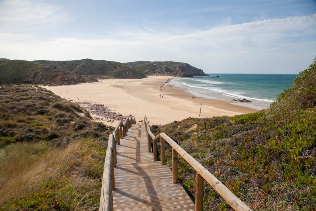 Het strand van Carrapateira, Westkust Zuid-Portugal